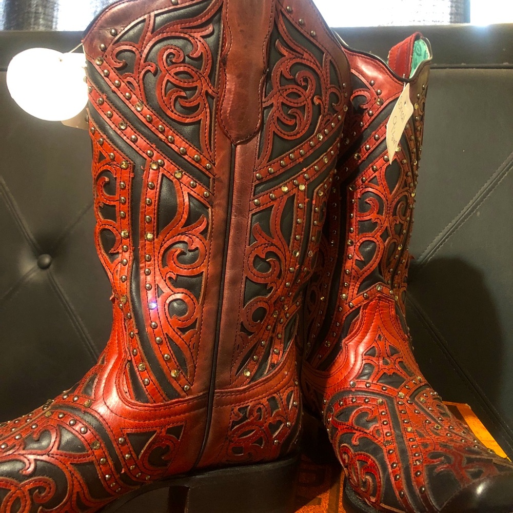 NWT Corral Laser-cut studded cowgirl boots